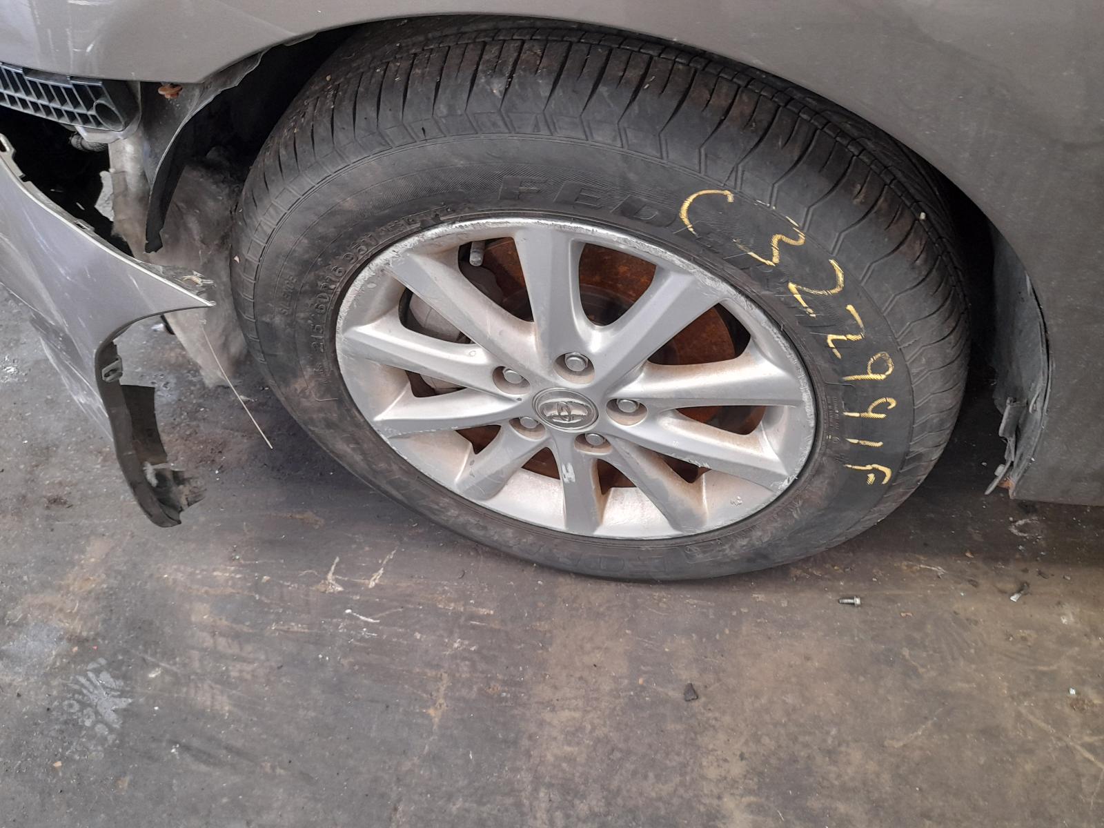 View Auto part Rear Spoiler Toyota Camry 2010