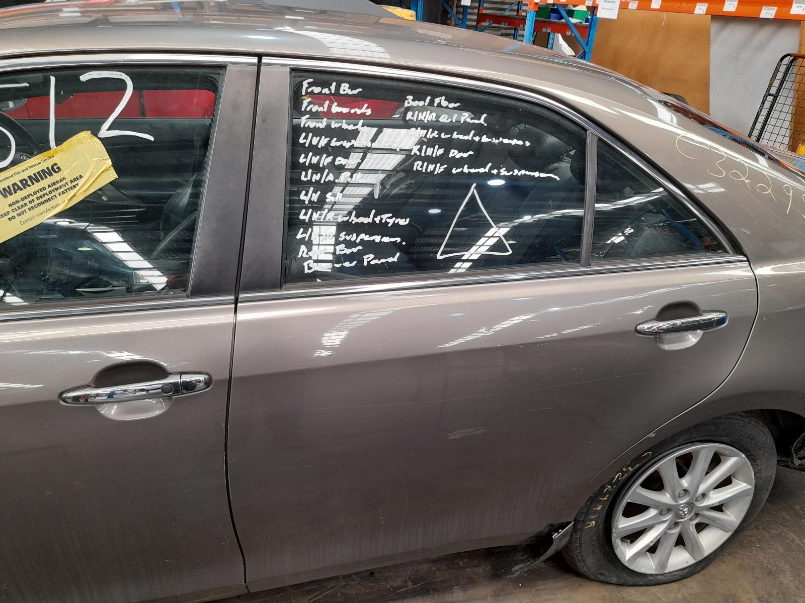 View Auto part Rear Spoiler Toyota Camry 2010