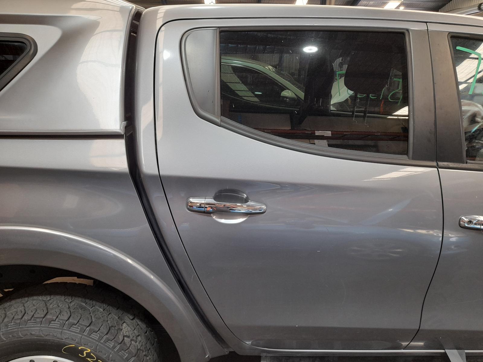 View Auto part Differential Centre Mitsubishi Triton 2016