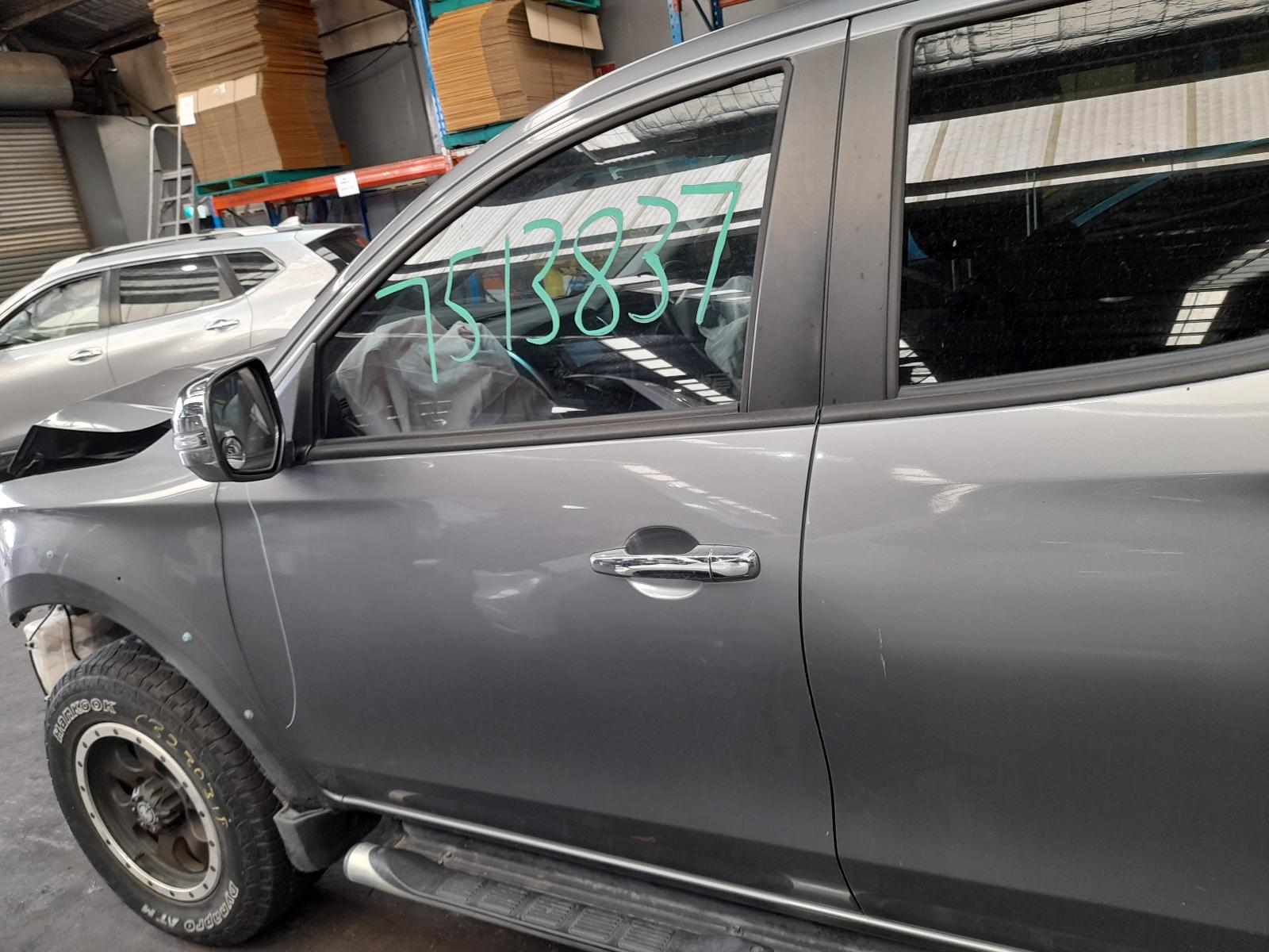 View Auto part Differential Centre Mitsubishi Triton 2016