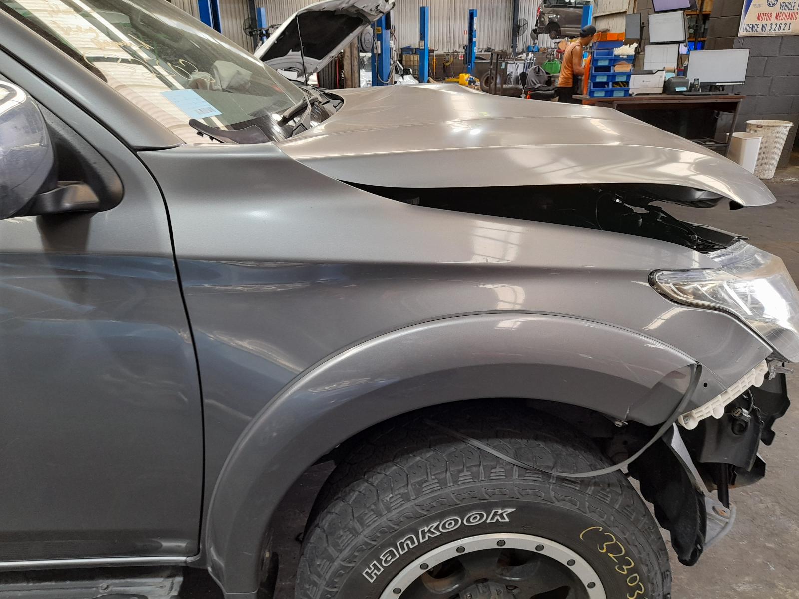 View Auto part Differential Centre Mitsubishi Triton 2016