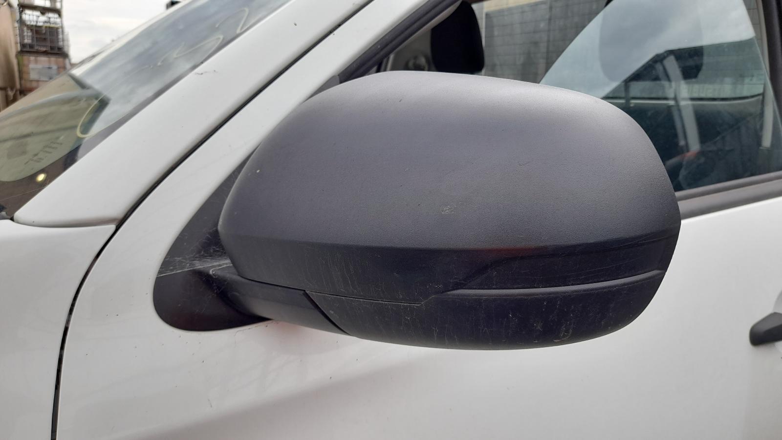 2021 Mitsubishi Triton Trans/Gearbox View Auto part Trans/Gearbox Mitsubishi Triton 2021