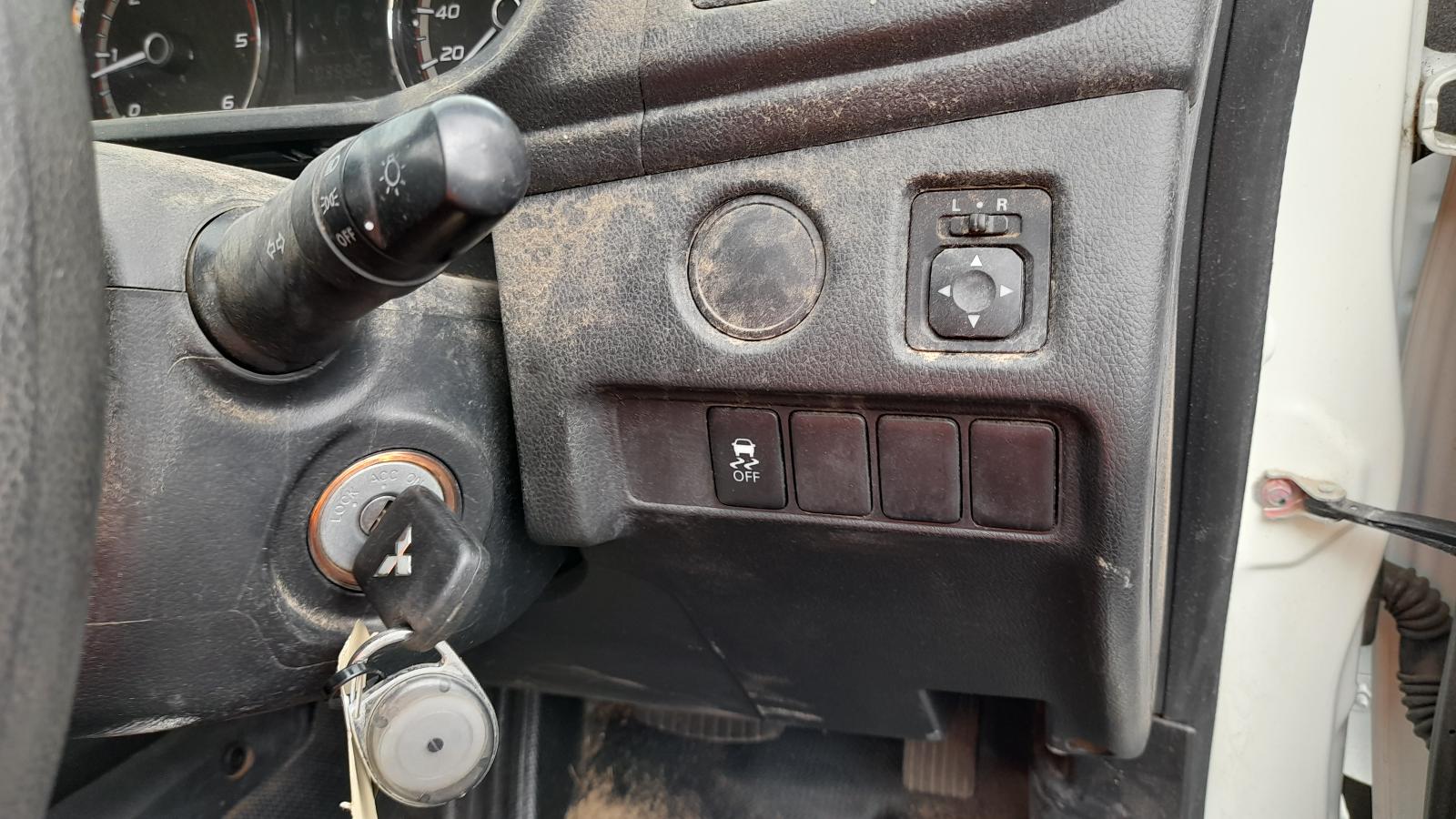 2021 Mitsubishi Triton Trans/Gearbox View Auto part Trans/Gearbox Mitsubishi Triton 2021