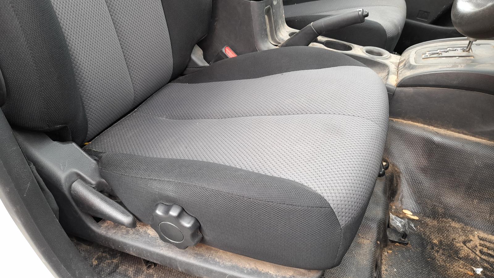 2021 Mitsubishi Triton Trans/Gearbox View Auto part Trans/Gearbox Mitsubishi Triton 2021