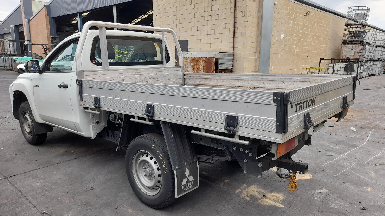 2021 Mitsubishi Triton Trans/Gearbox View Auto part Trans/Gearbox Mitsubishi Triton 2021