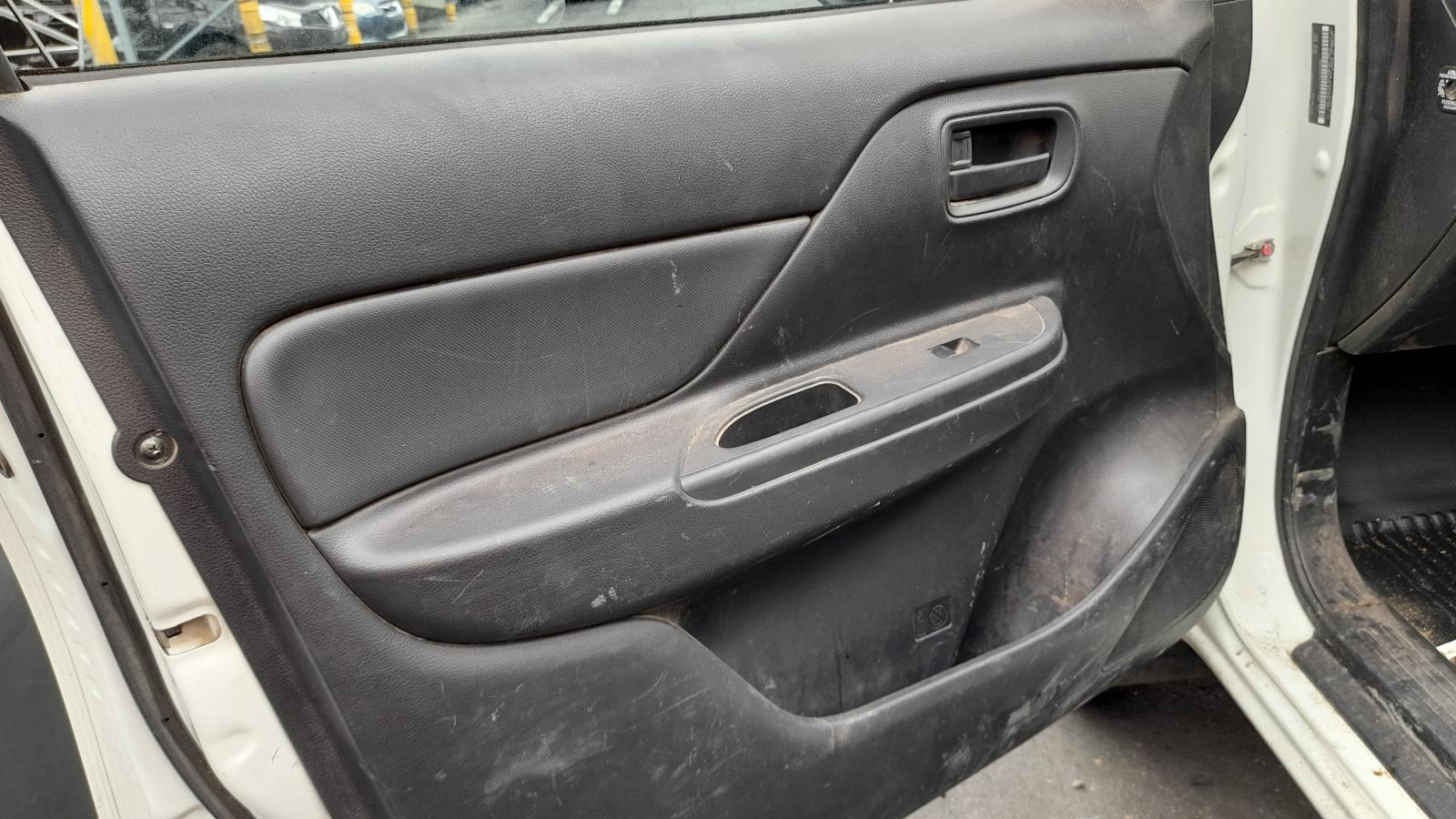 2021 Mitsubishi Triton Trans/Gearbox View Auto part Trans/Gearbox Mitsubishi Triton 2021