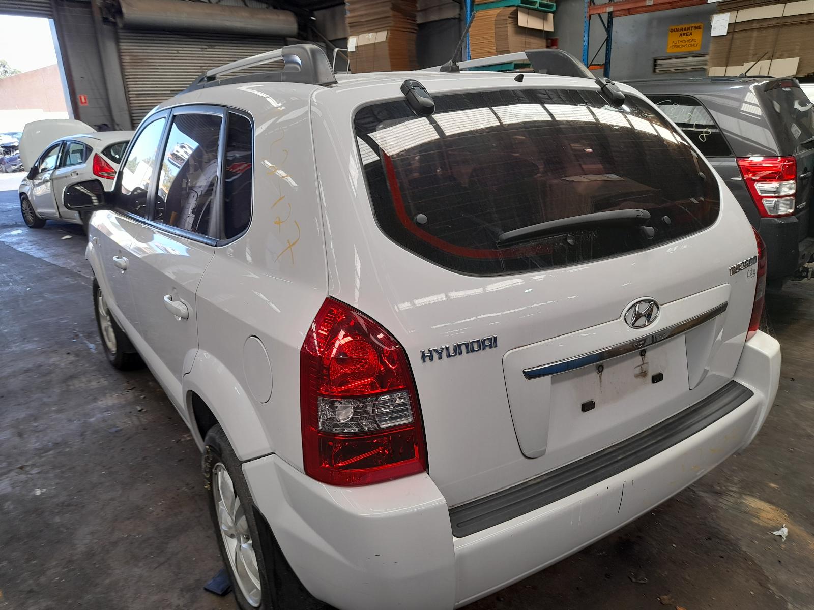 View Auto part null Hyundai Tucson 2009