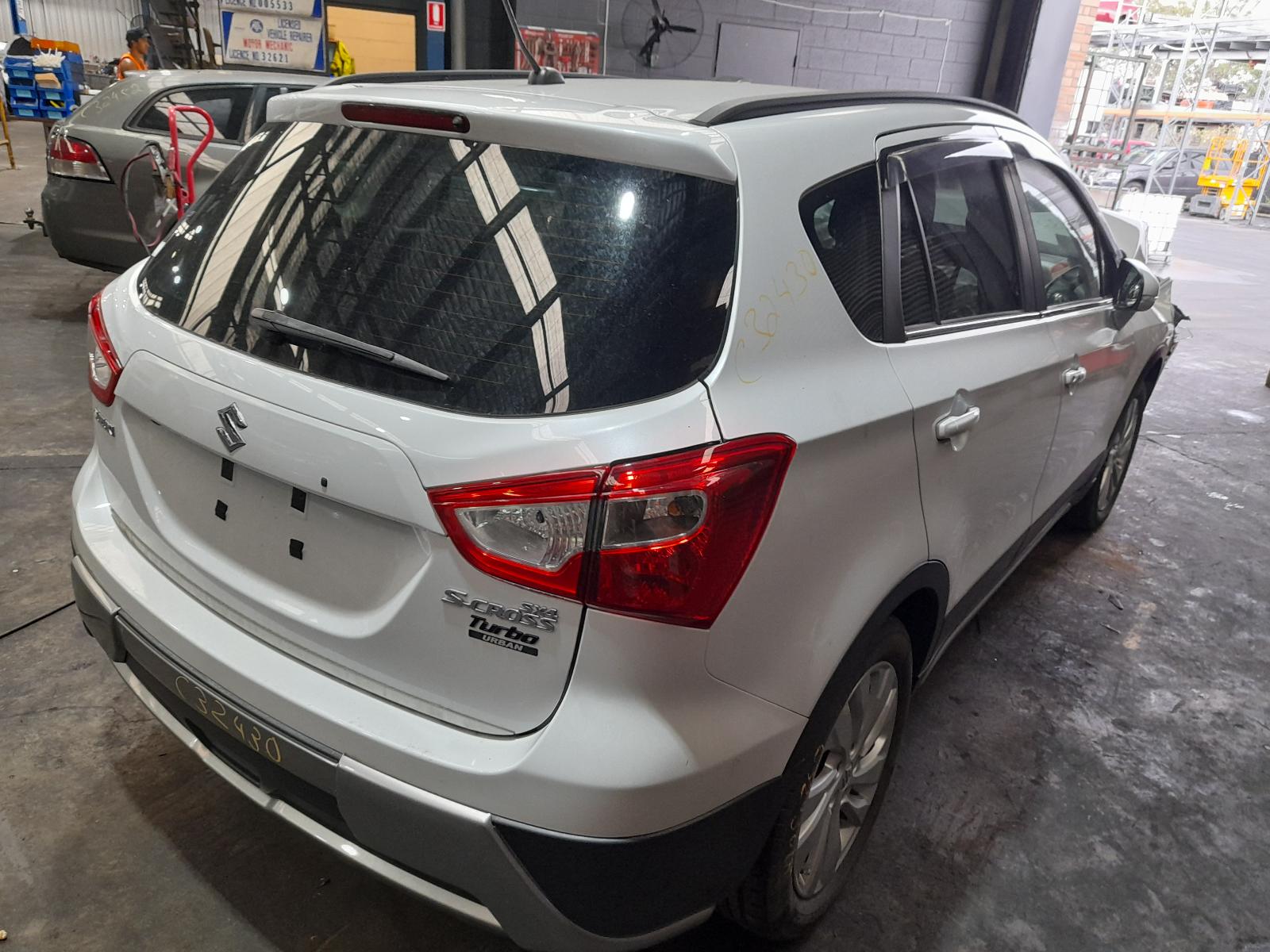 View Auto part Trans/Gearbox Suzuki S-cross 2019
