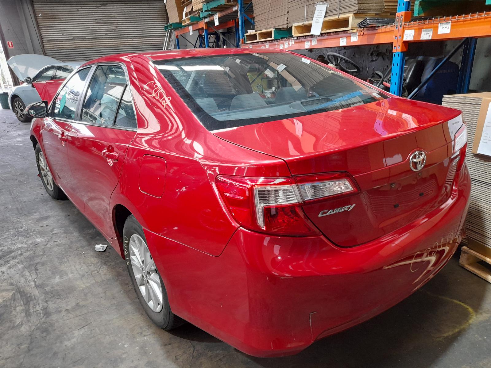 View Auto part Catalytic Converter Toyota Camry 2014