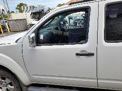 View Auto part Seatbelt/Stalk Nissan Navara 2009