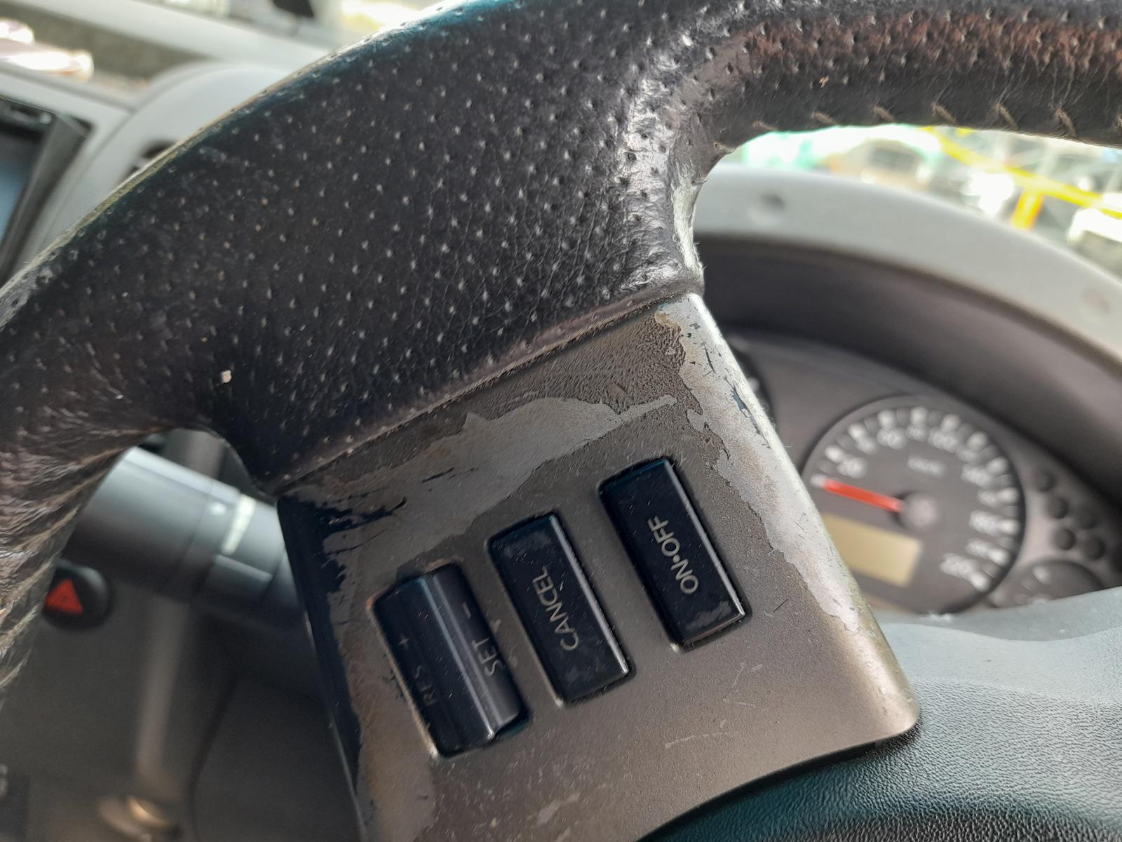 View Auto part Seatbelt/Stalk Nissan Navara 2009