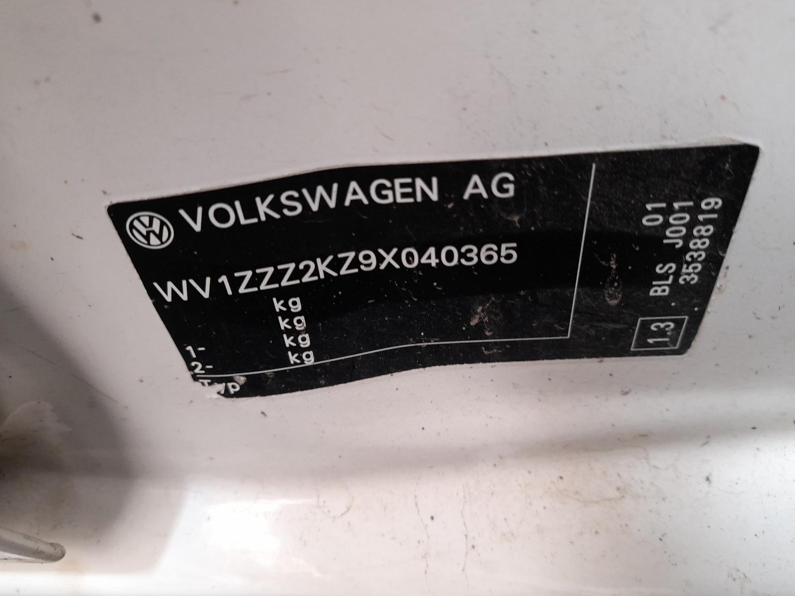 View Auto part Radio/Cd/Dvd/Sat/Tv Volkswagen Caddy 2008