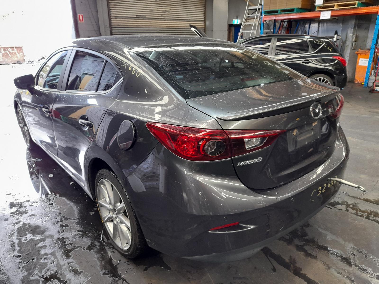 View Auto part Fuse Box Mazda 3 2018