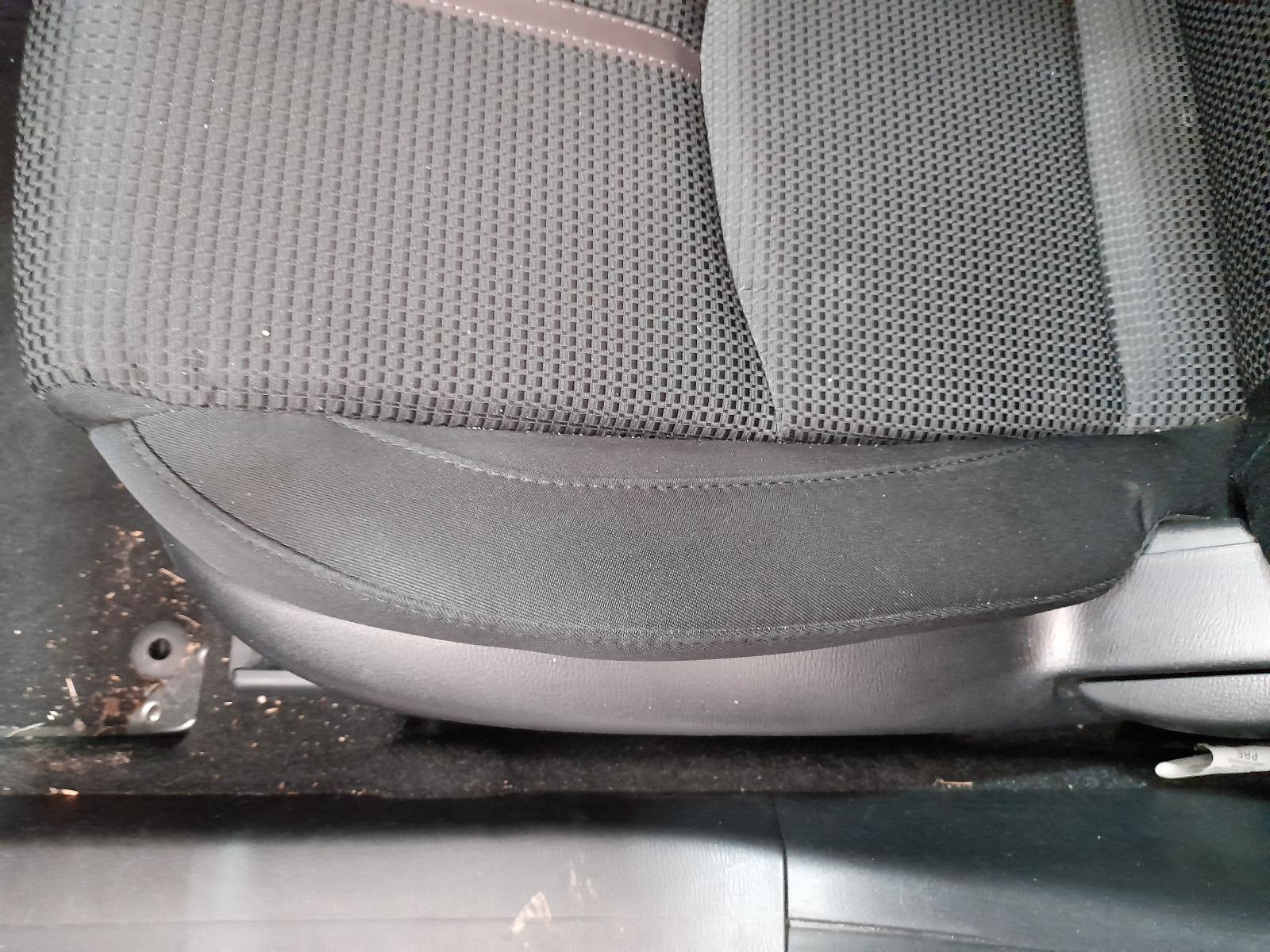 View Auto part Fuse Box Mazda 3 2018