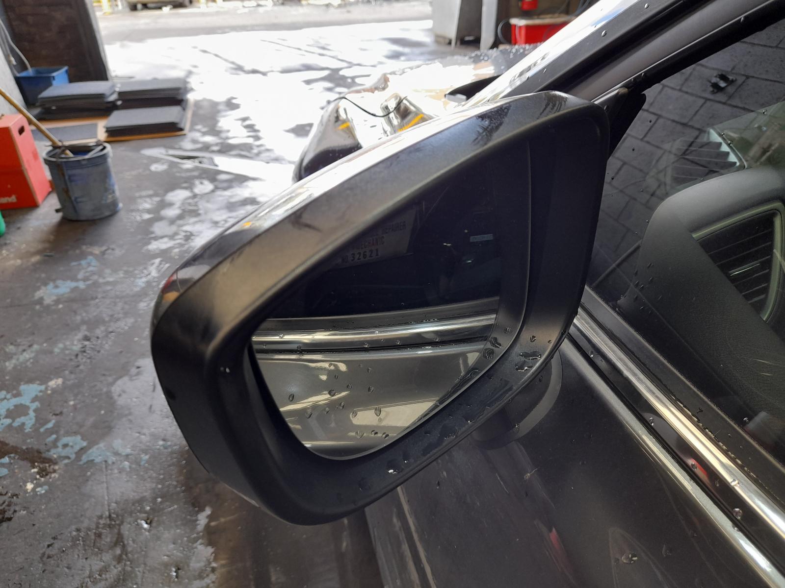 View Auto part Fuse Box Mazda 3 2018