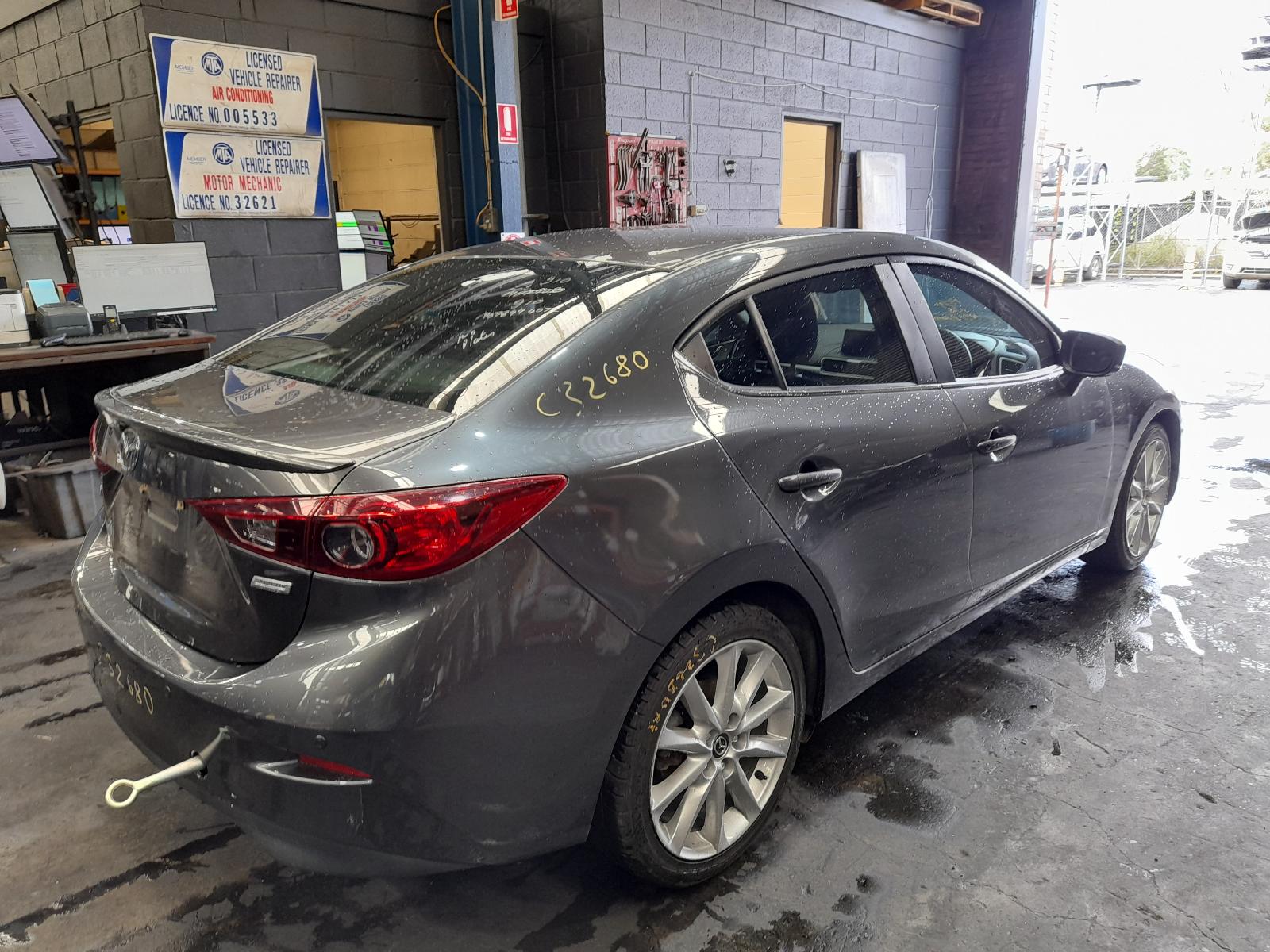 View Auto part Fuse Box Mazda 3 2018