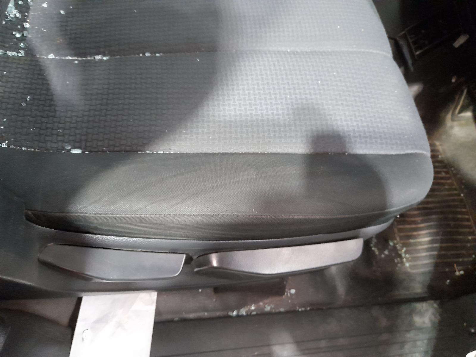View Auto part Ecu Isuzu Dmax 2014