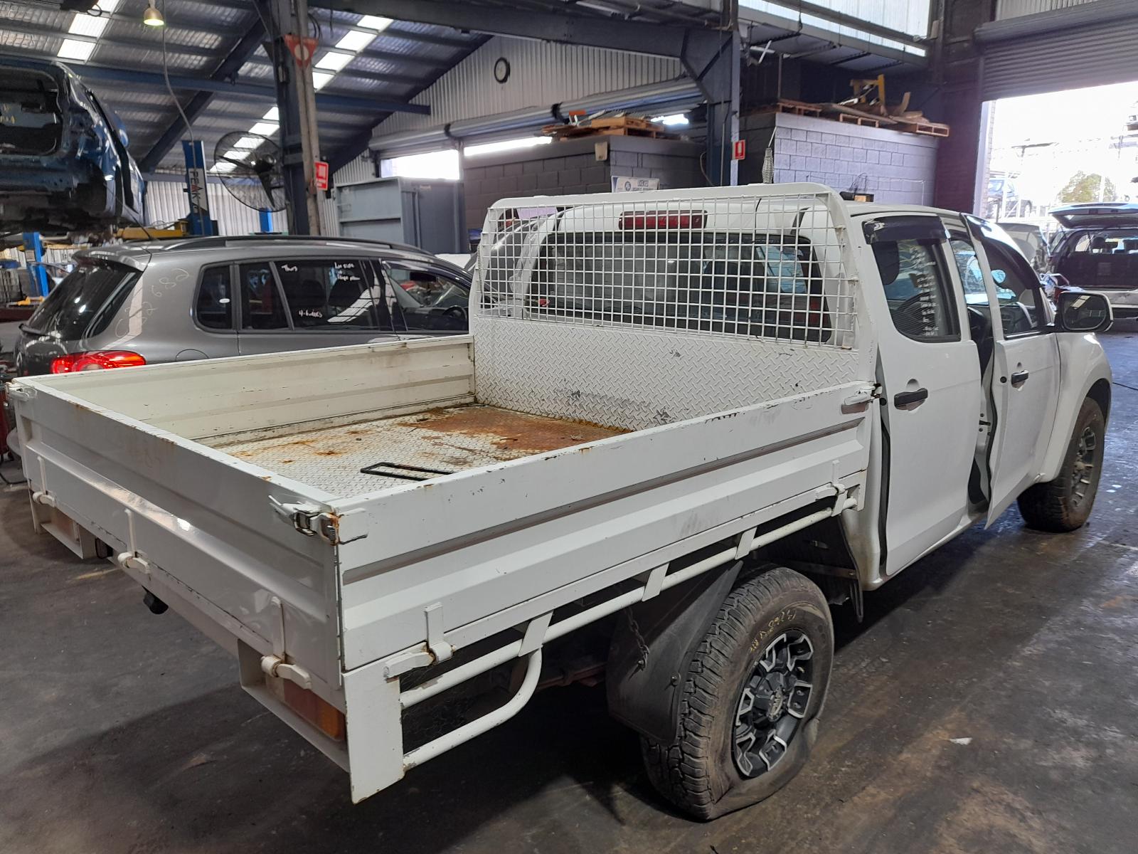 View Auto part Ecu Isuzu Dmax 2014