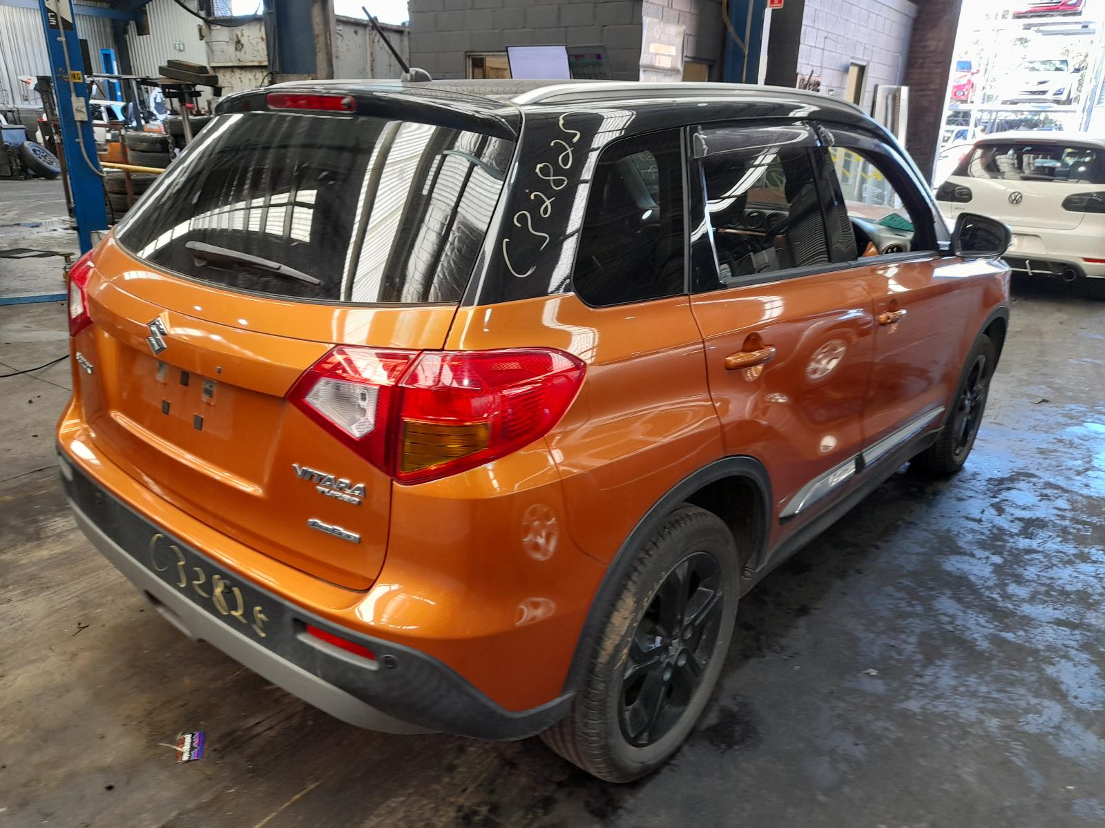 View Auto part null Suzuki Vitara 2017