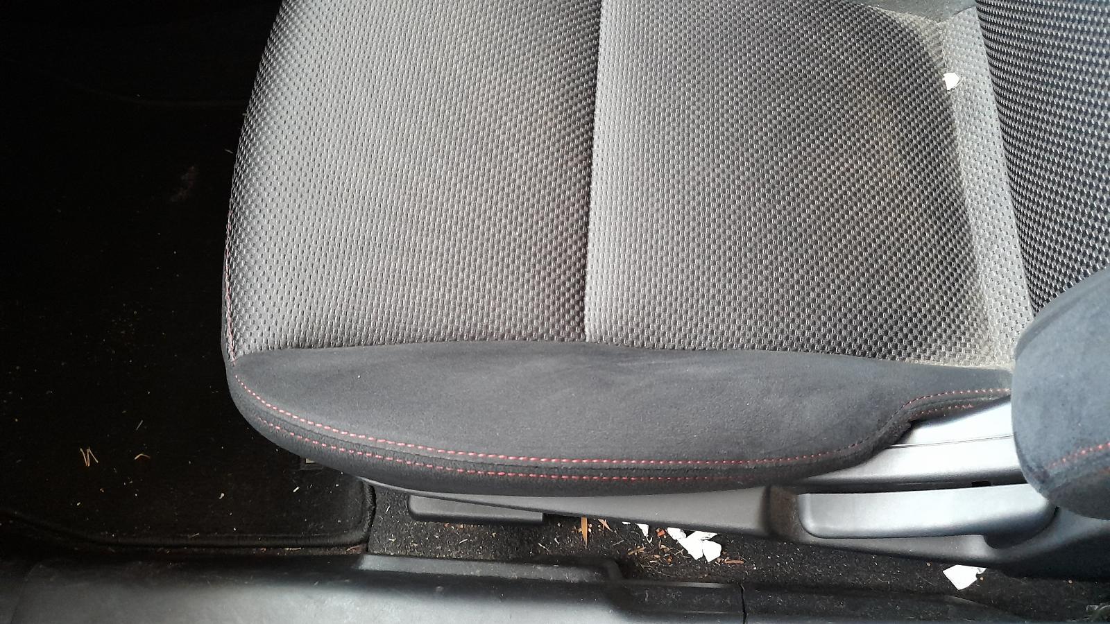 View Auto part Jack/Tool Kit Mitsubishi Lancer 2017