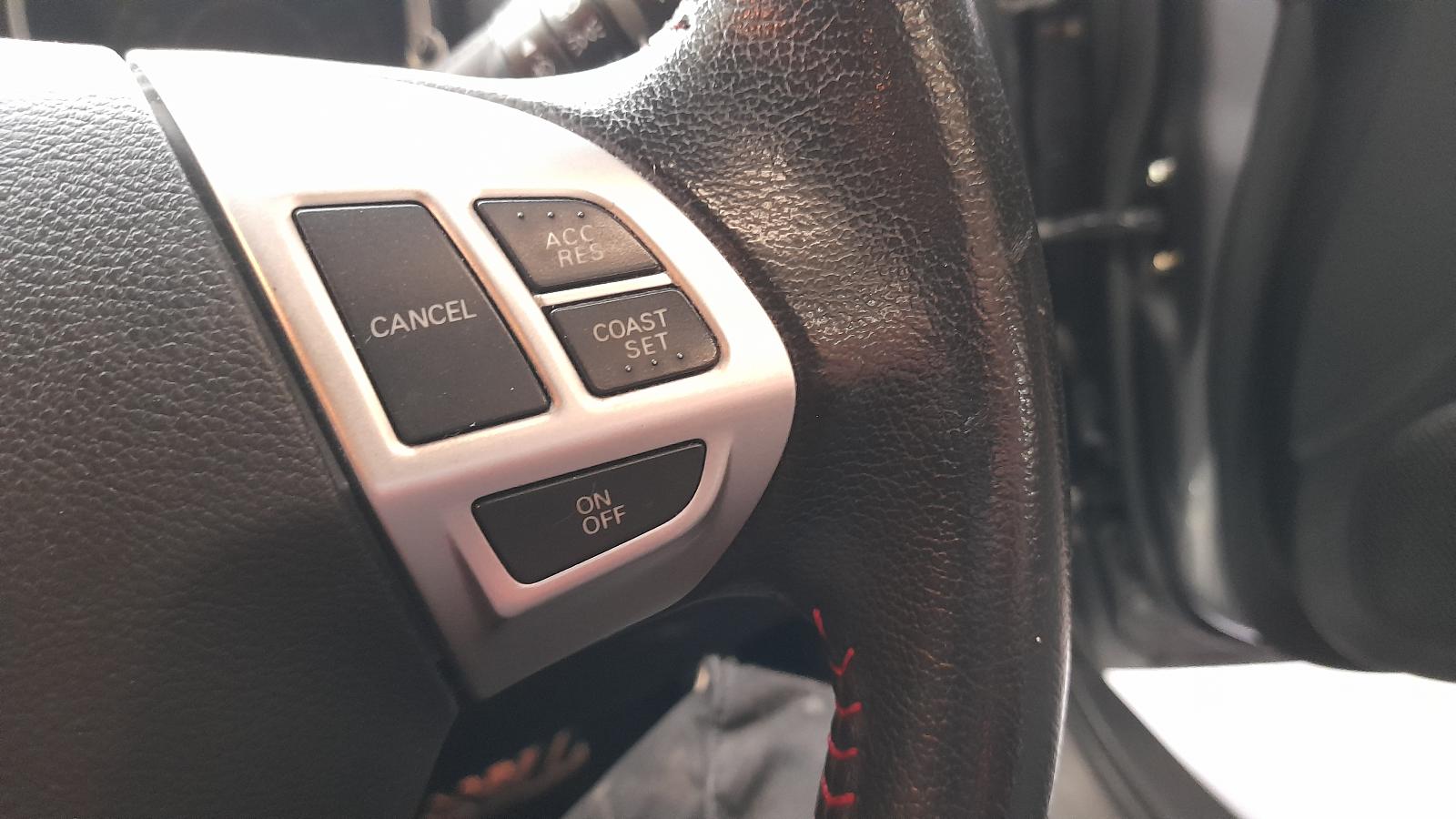 View Auto part Jack/Tool Kit Mitsubishi Lancer 2017