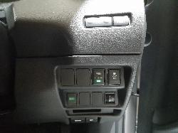 View Auto part Left Rear Side Glass Nissan Xtrail 2018