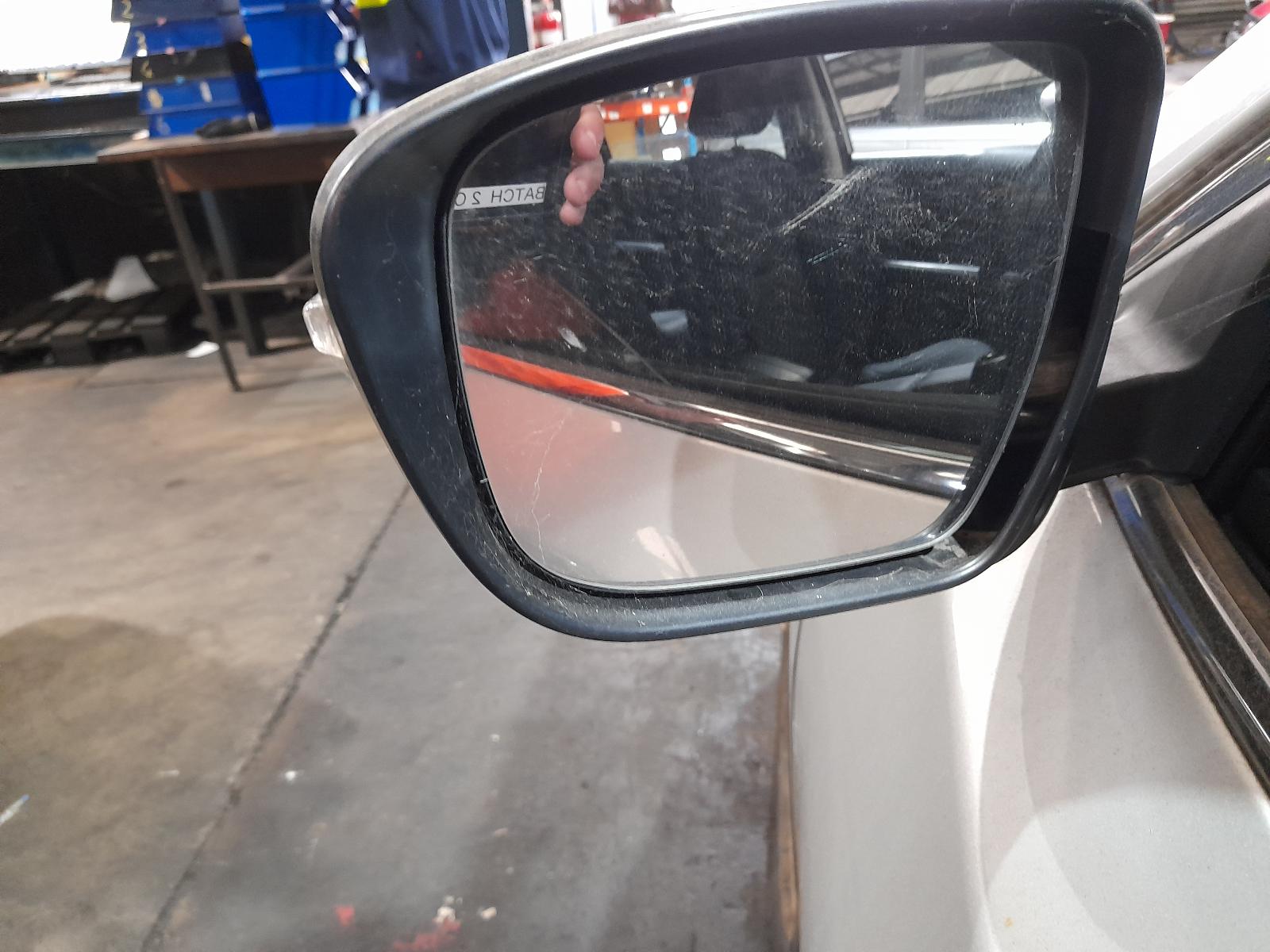 2018 Nissan Xtrail Left Rear Side Glass View Auto part Left Rear Side Glass Nissan Xtrail 2018