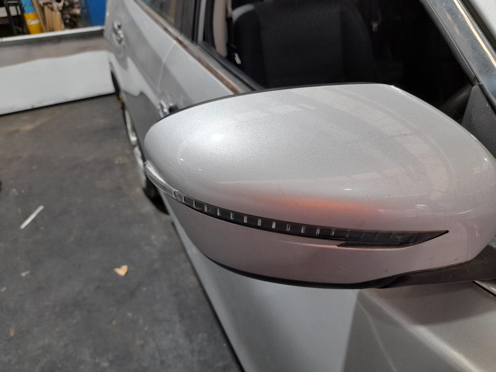 2018 Nissan Xtrail Left Rear Side Glass View Auto part Left Rear Side Glass Nissan Xtrail 2018
