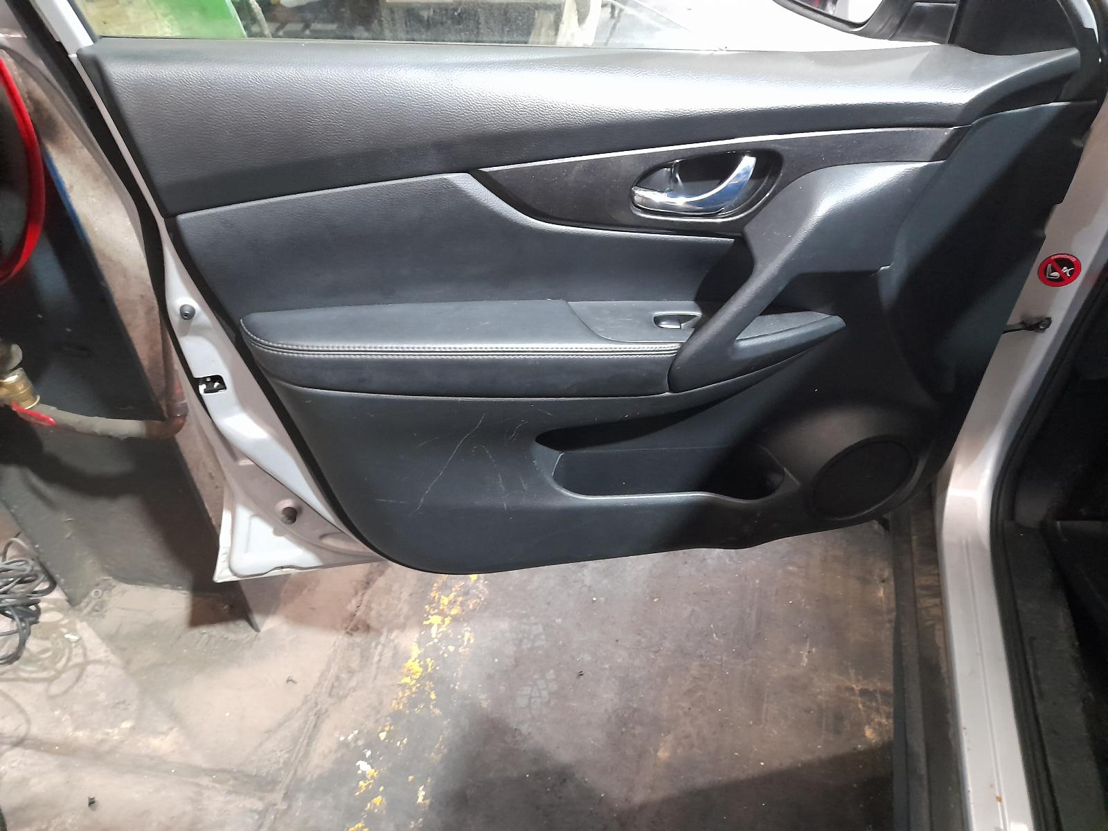 2018 Nissan Xtrail Left Rear Side Glass View Auto part Left Rear Side Glass Nissan Xtrail 2018