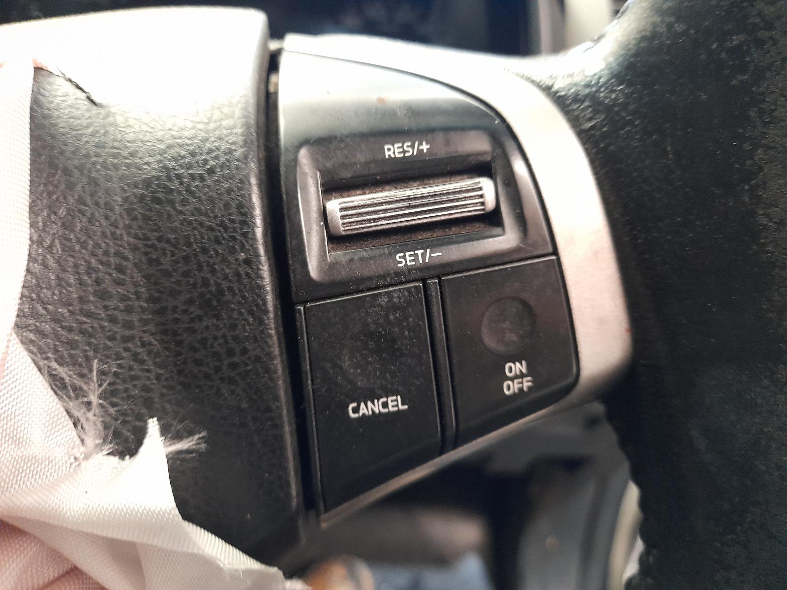 View Auto part Engine Isuzu Dmax 2012