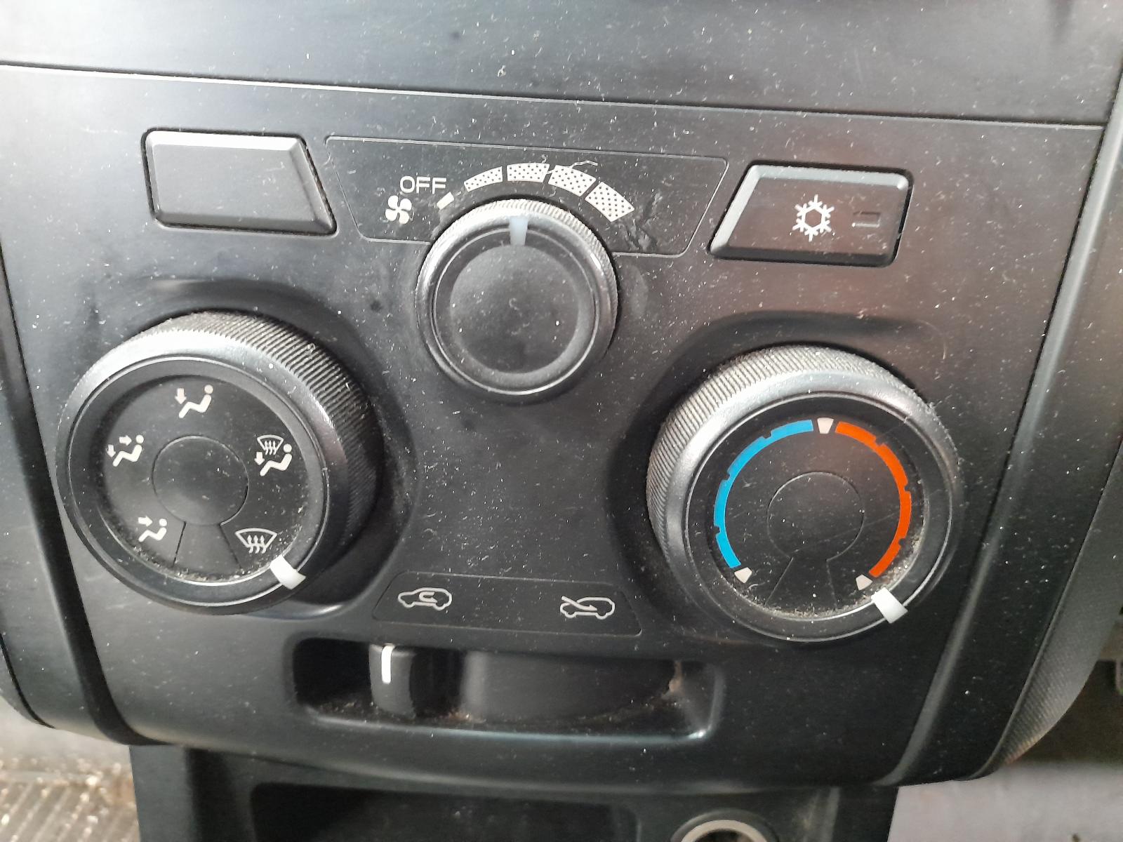 View Auto part Engine Isuzu Dmax 2012