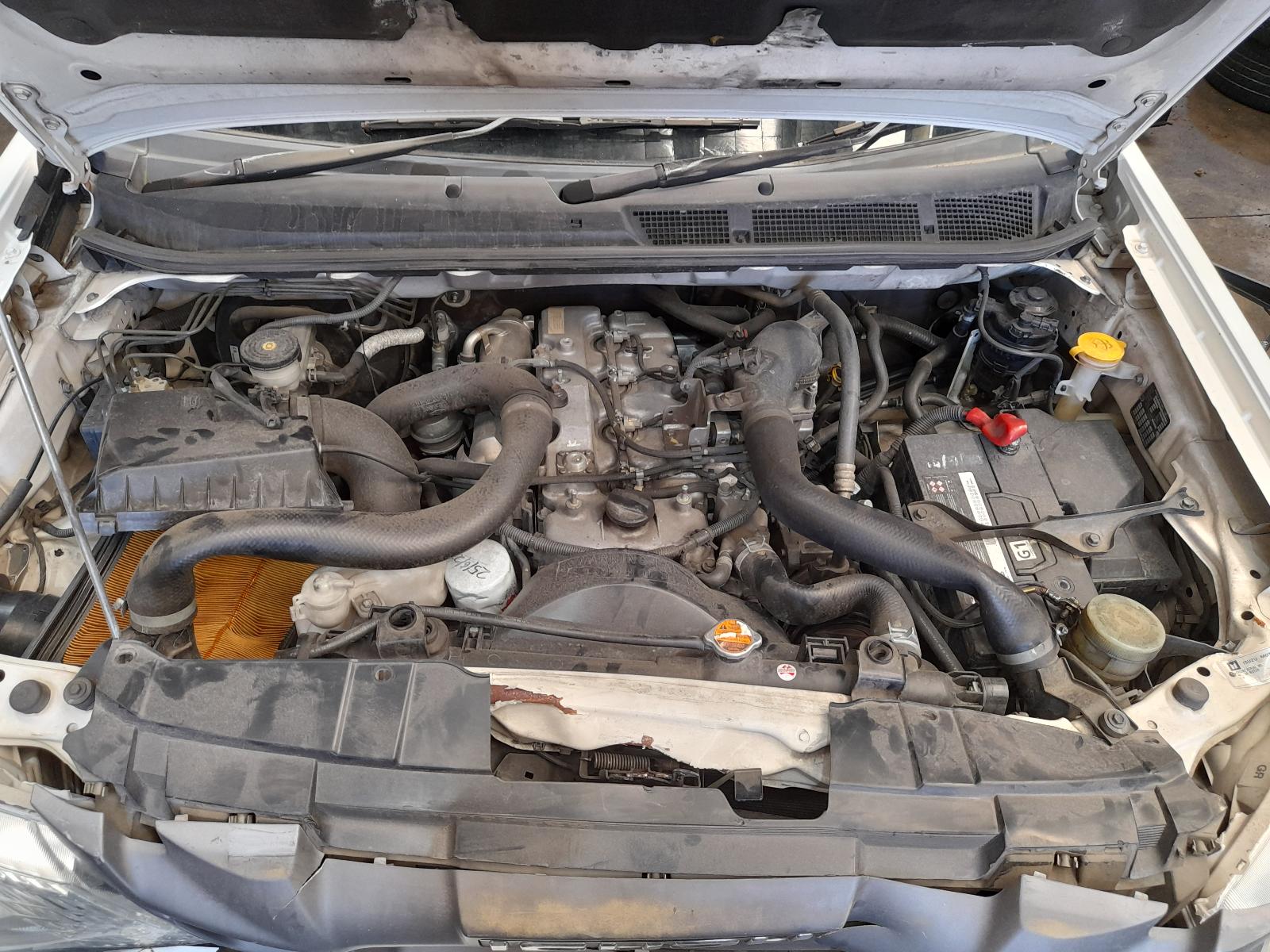 View Auto part Engine Isuzu Dmax 2012