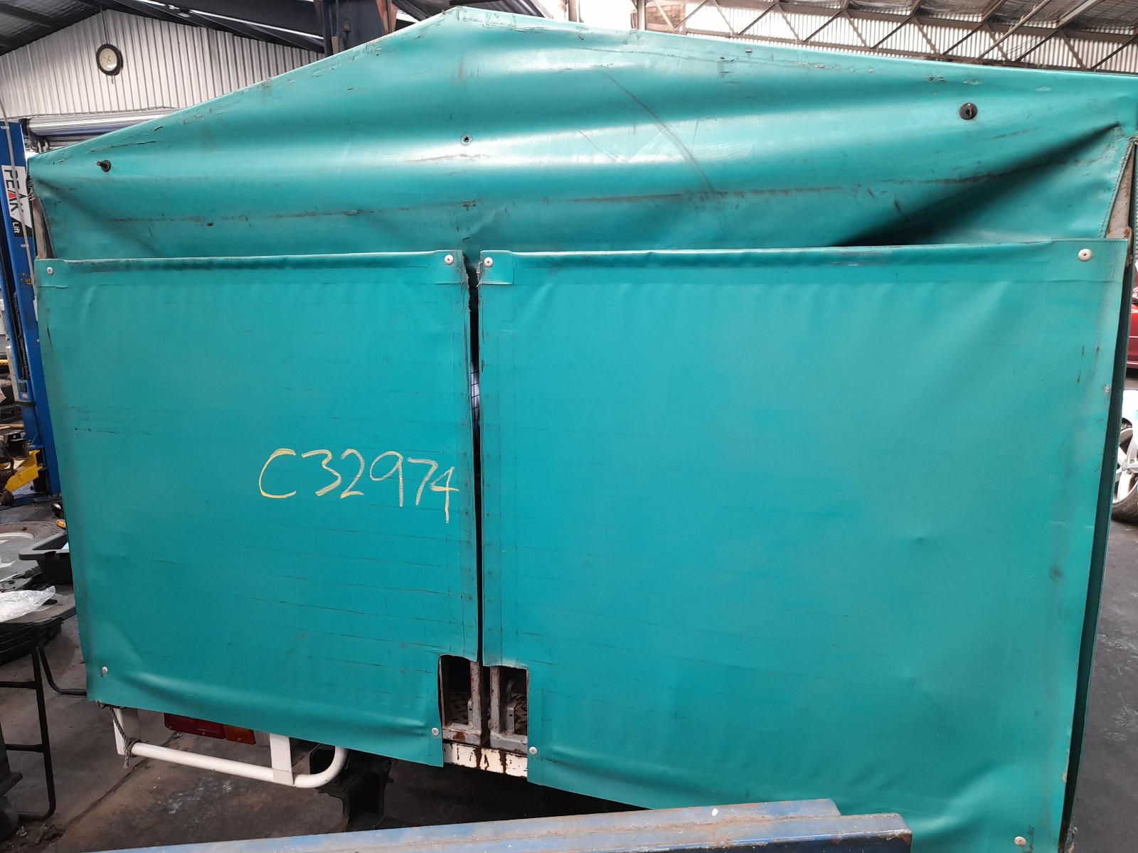 View Auto part Engine Isuzu Dmax 2012