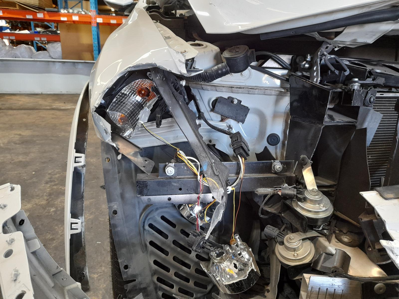 View Auto part Ecu Bmw X3 2012