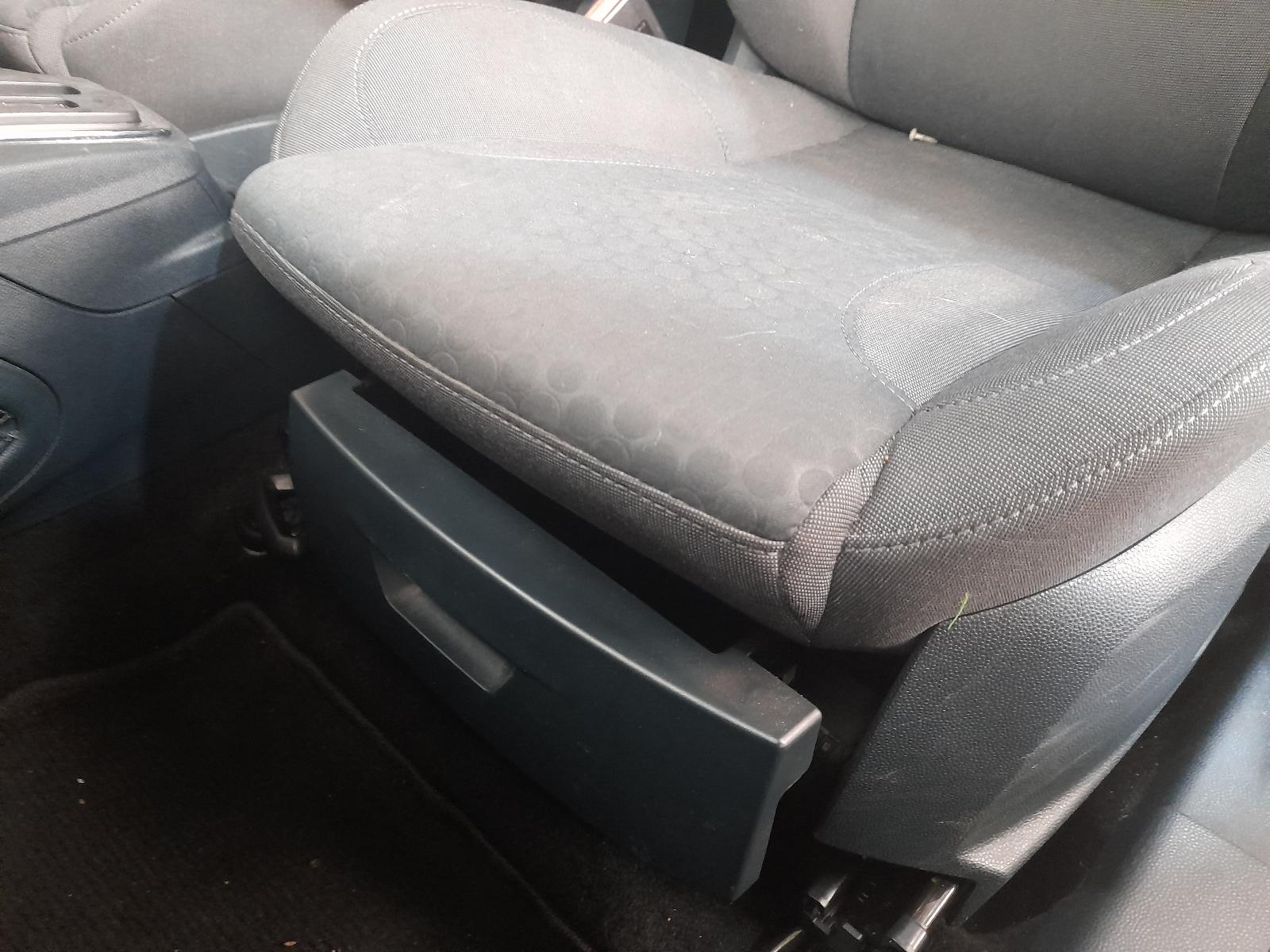 View Auto part Radiator Ford Fiesta 2013