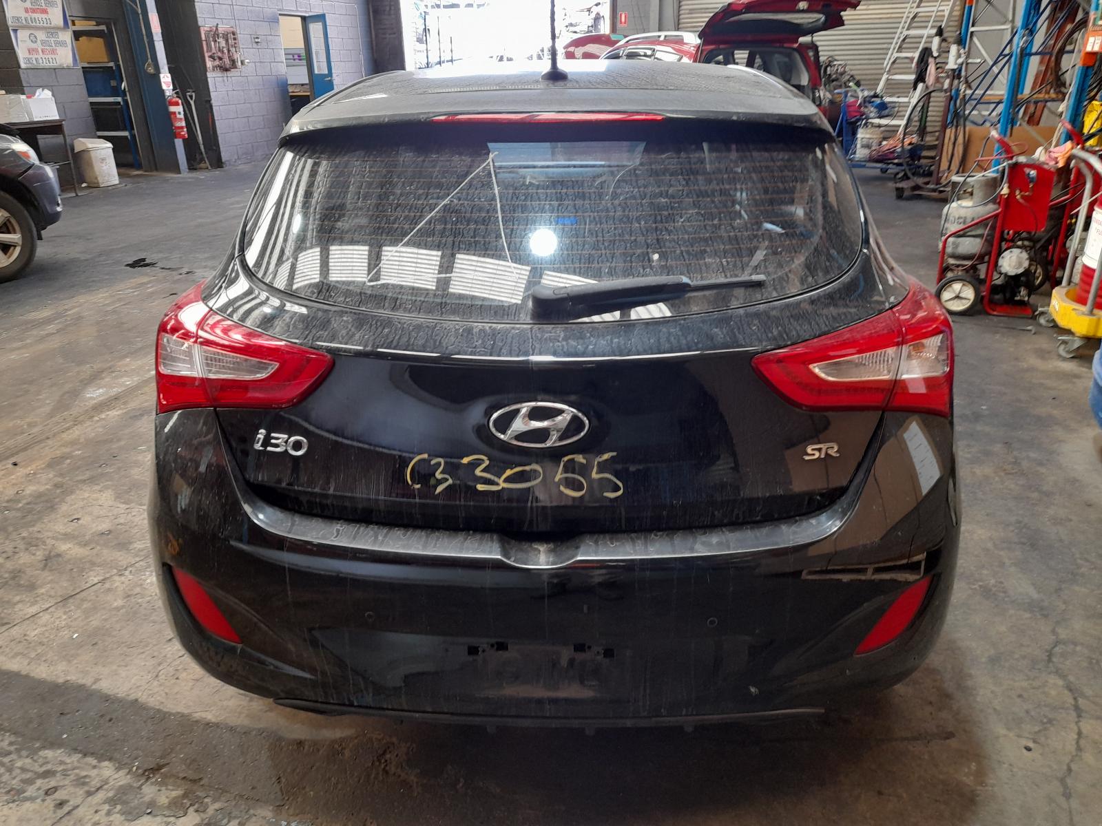 View Auto part Trans/Gearbox Hyundai I30 2015