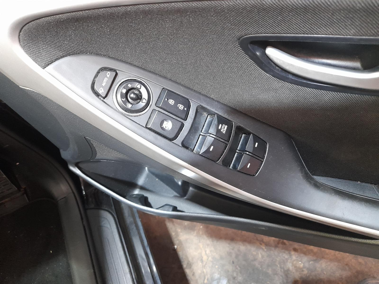View Auto part Trans/Gearbox Hyundai I30 2015