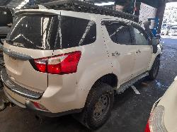 View Auto part Engine Isuzu Mu-x 2015