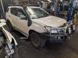 View Auto part Snorkel Isuzu Mu-x 2015