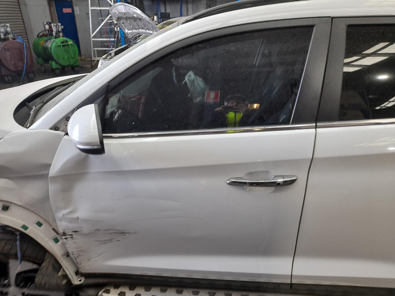 View Auto part Intercooler Hyundai Tucson 2017