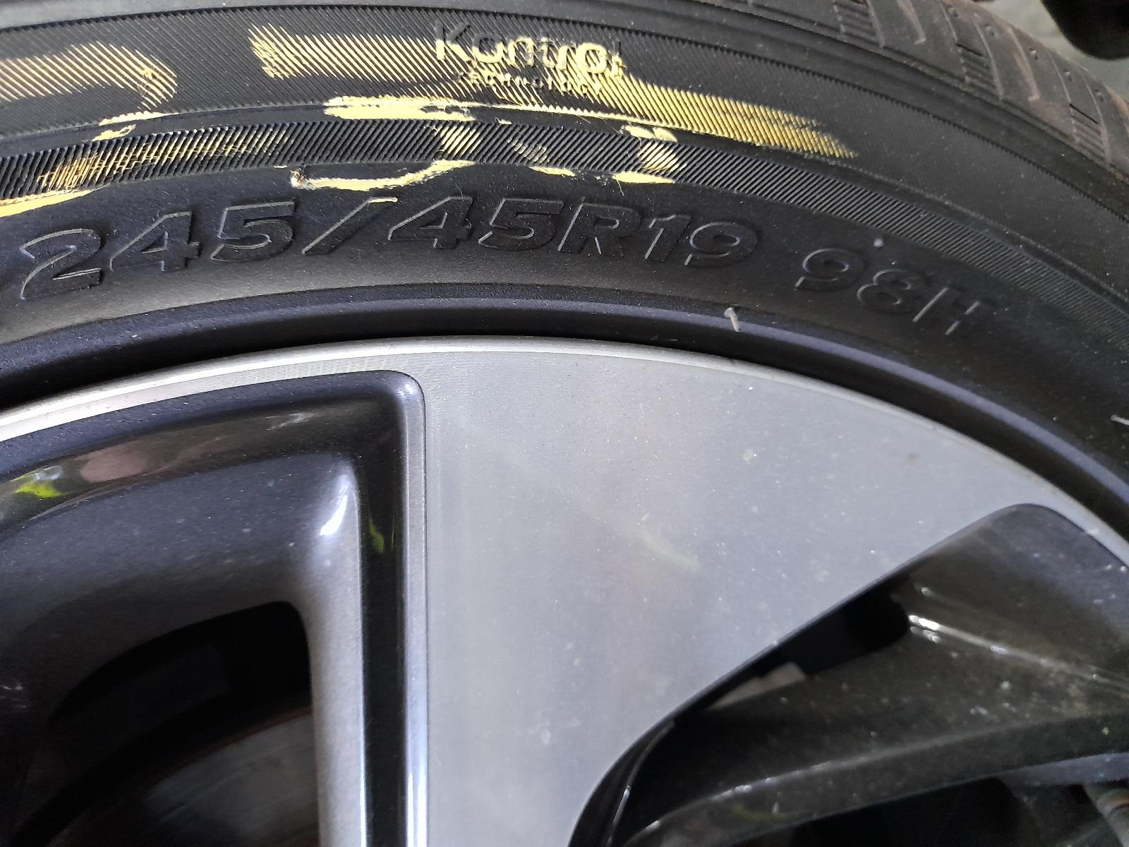 View Auto part Intercooler Hyundai Tucson 2017