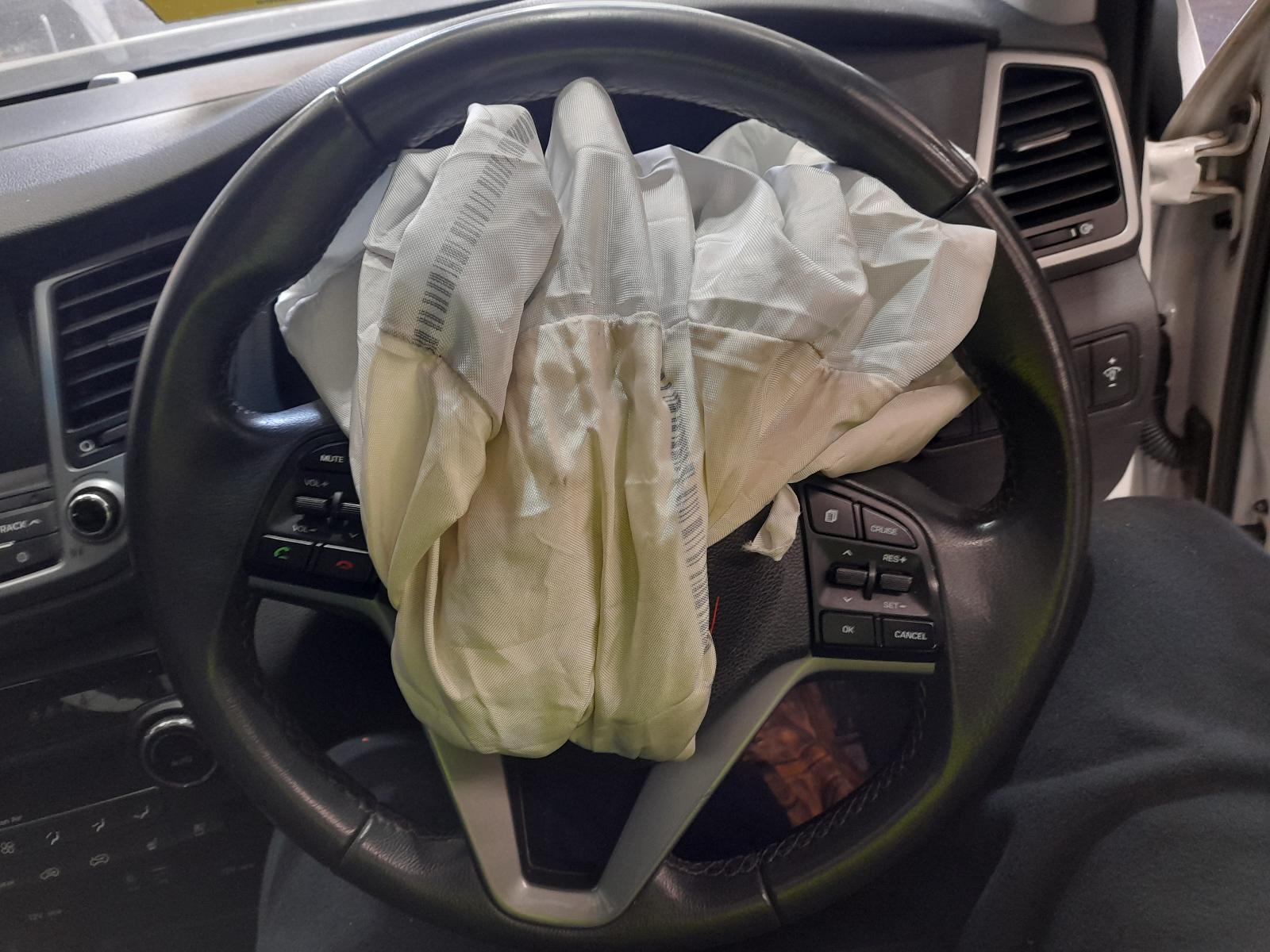 View Auto part Intercooler Hyundai Tucson 2017