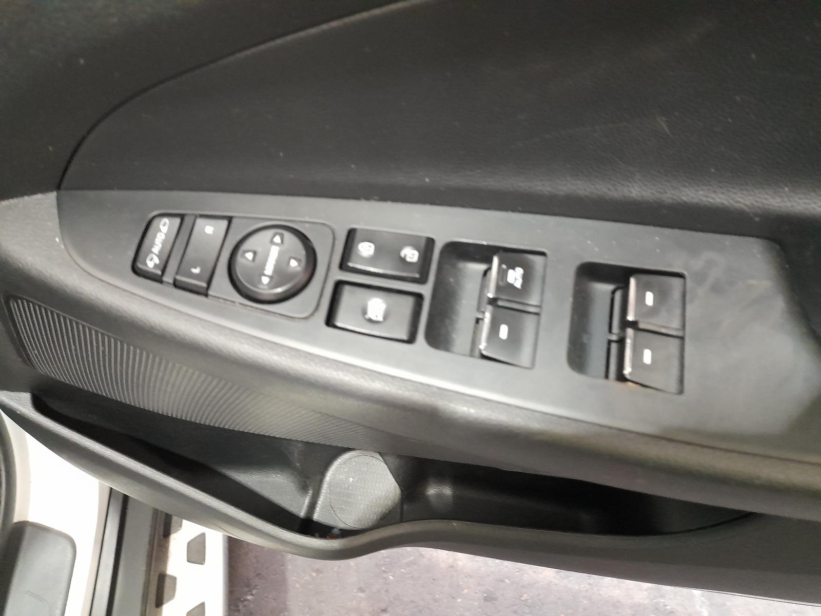 View Auto part Intercooler Hyundai Tucson 2017