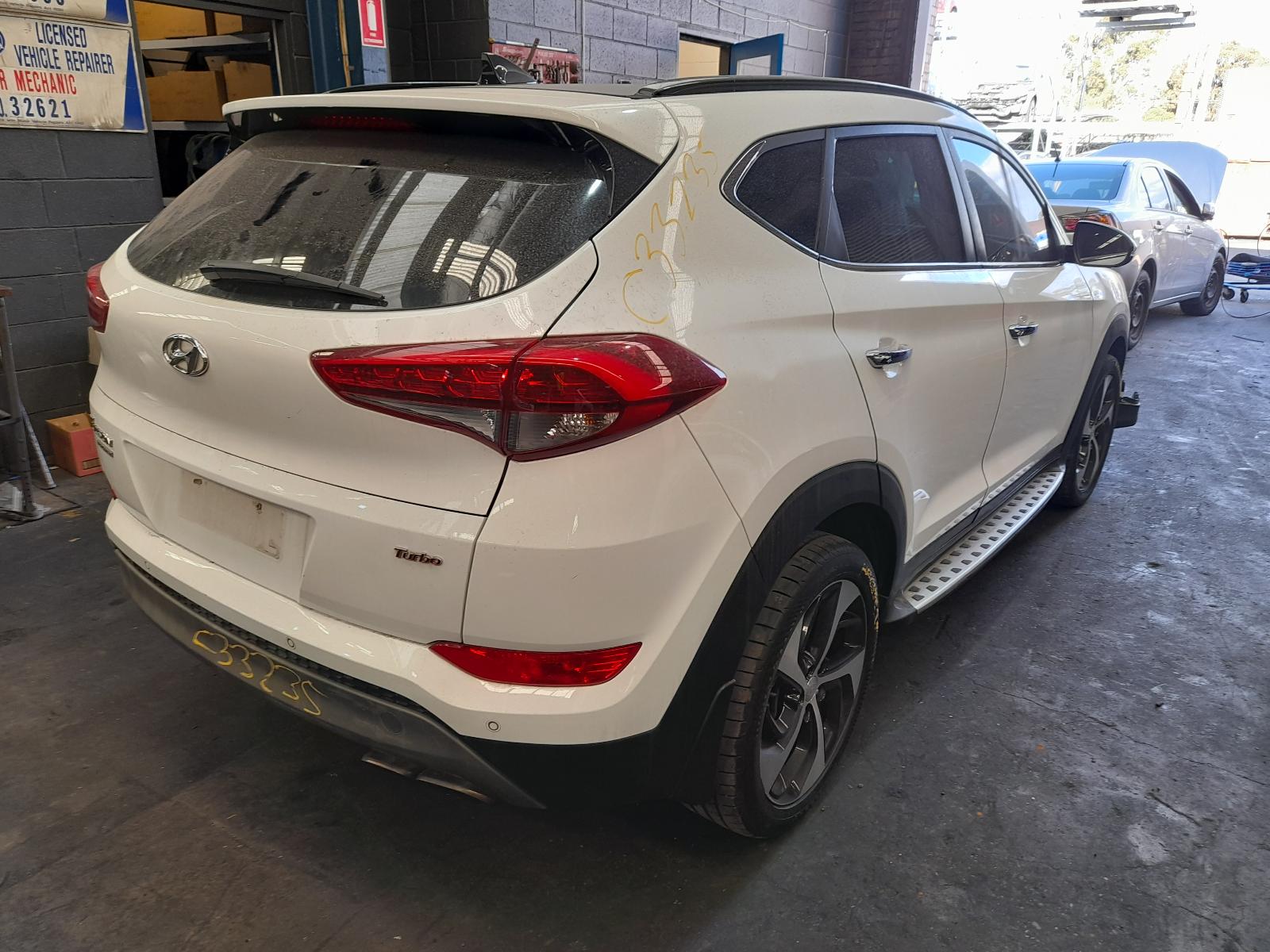 View Auto part null Hyundai Tucson 2017