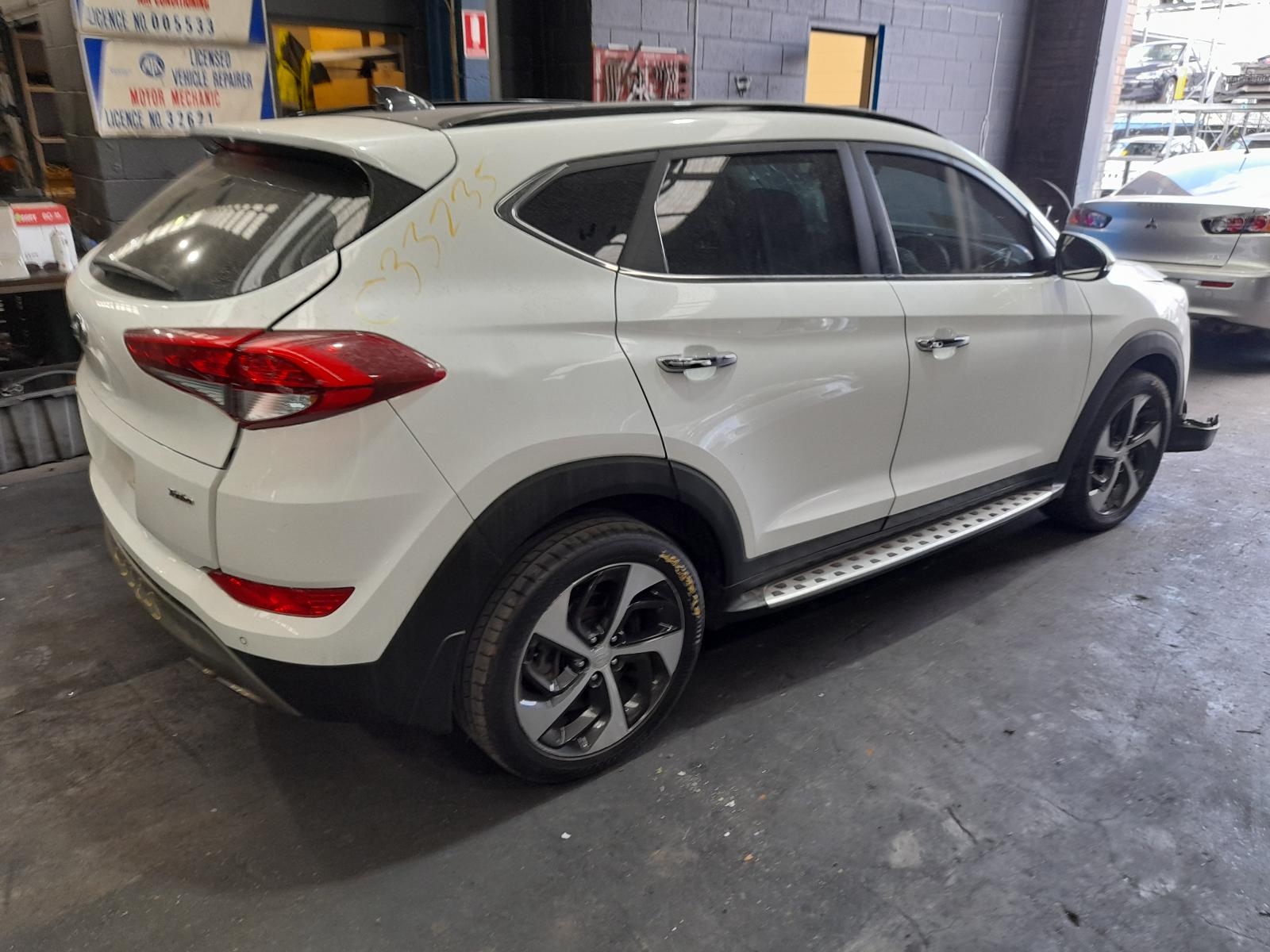 View Auto part Intercooler Hyundai Tucson 2017