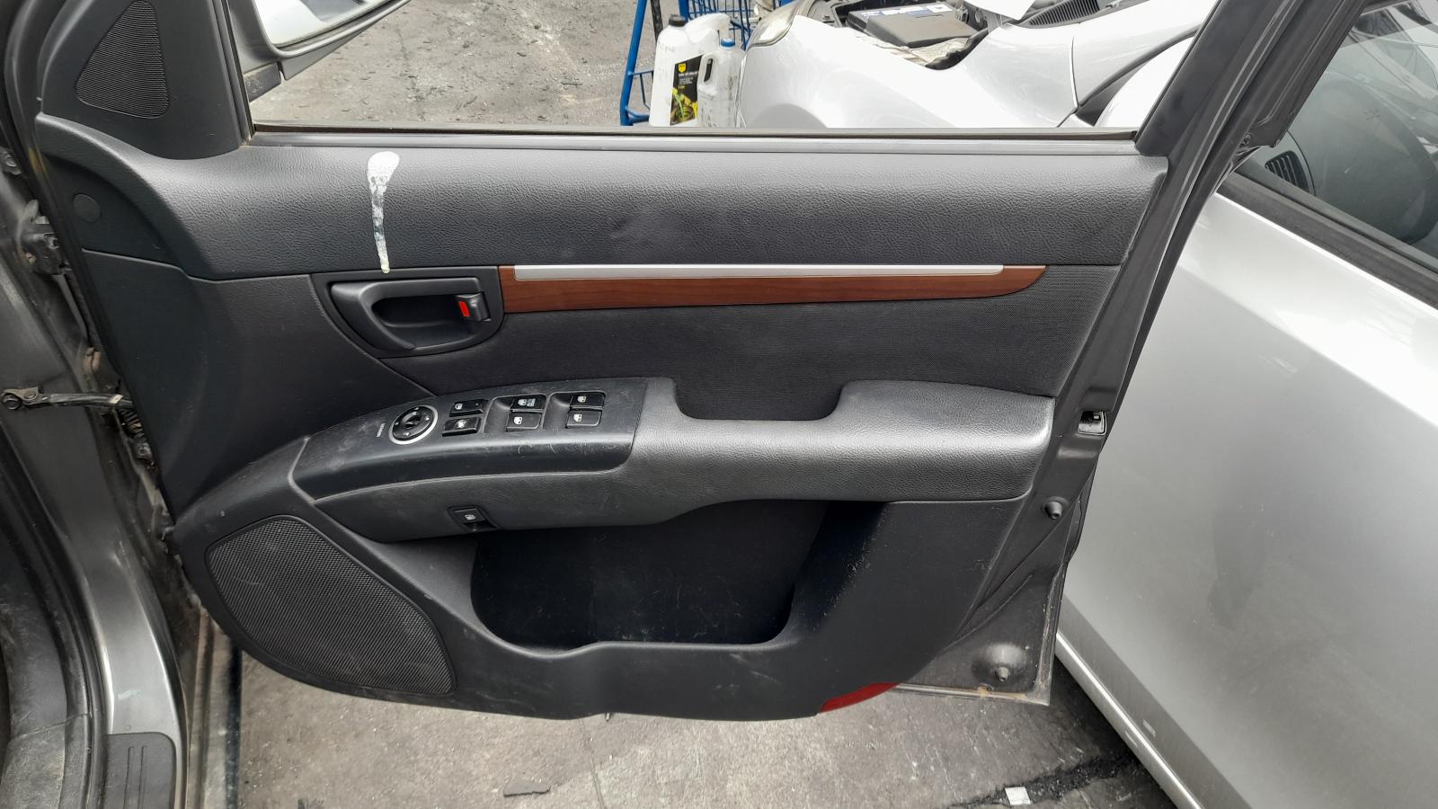 View Auto part Trans/Gearbox Hyundai Santa Fe 2008