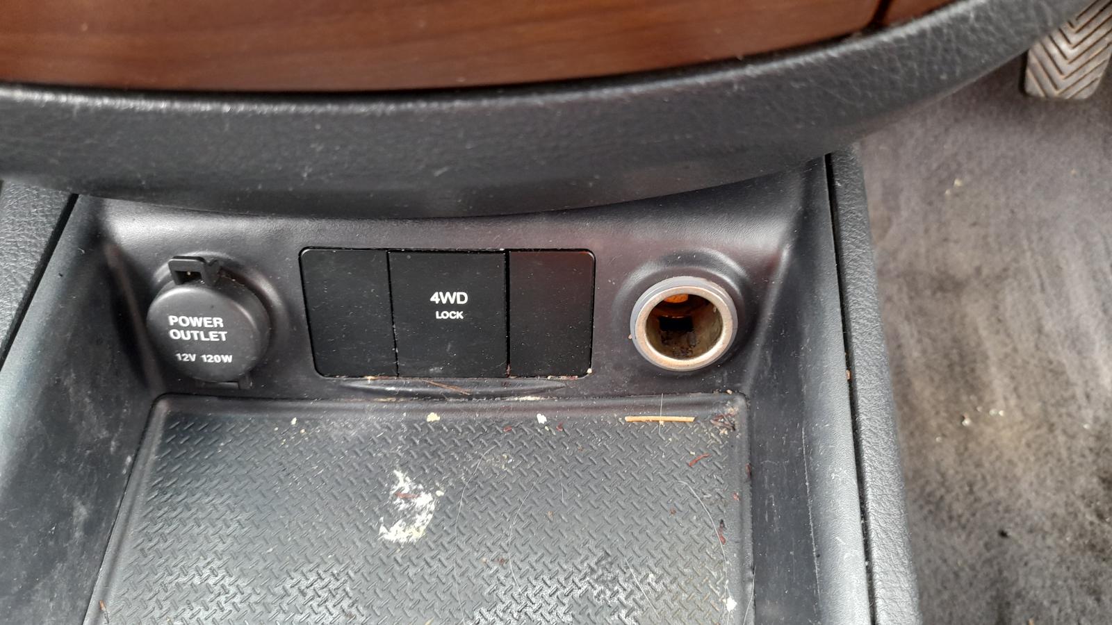 View Auto part Trans/Gearbox Hyundai Santa Fe 2008