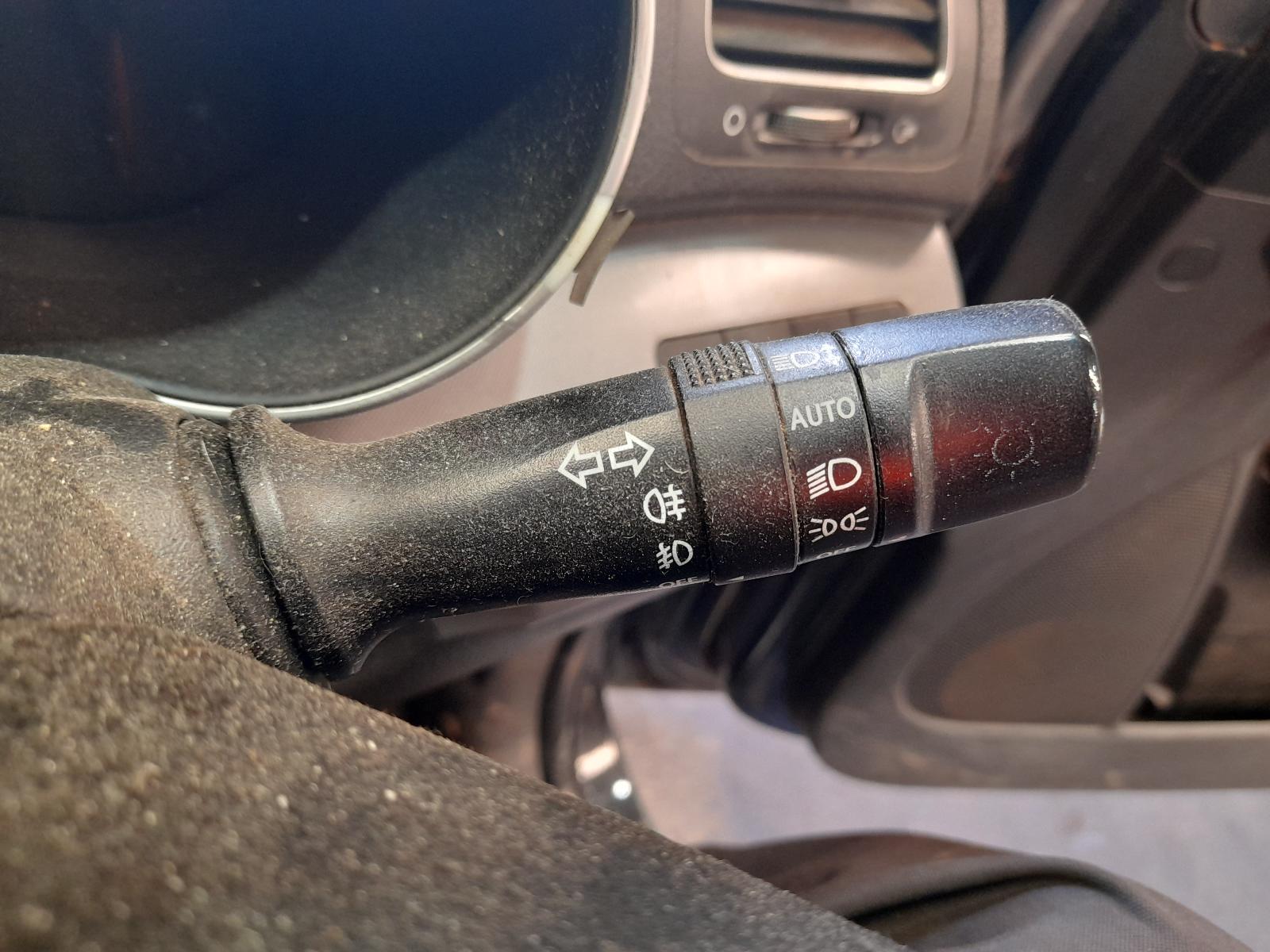 View Auto part Left Front Strut Kia Sorento 2012