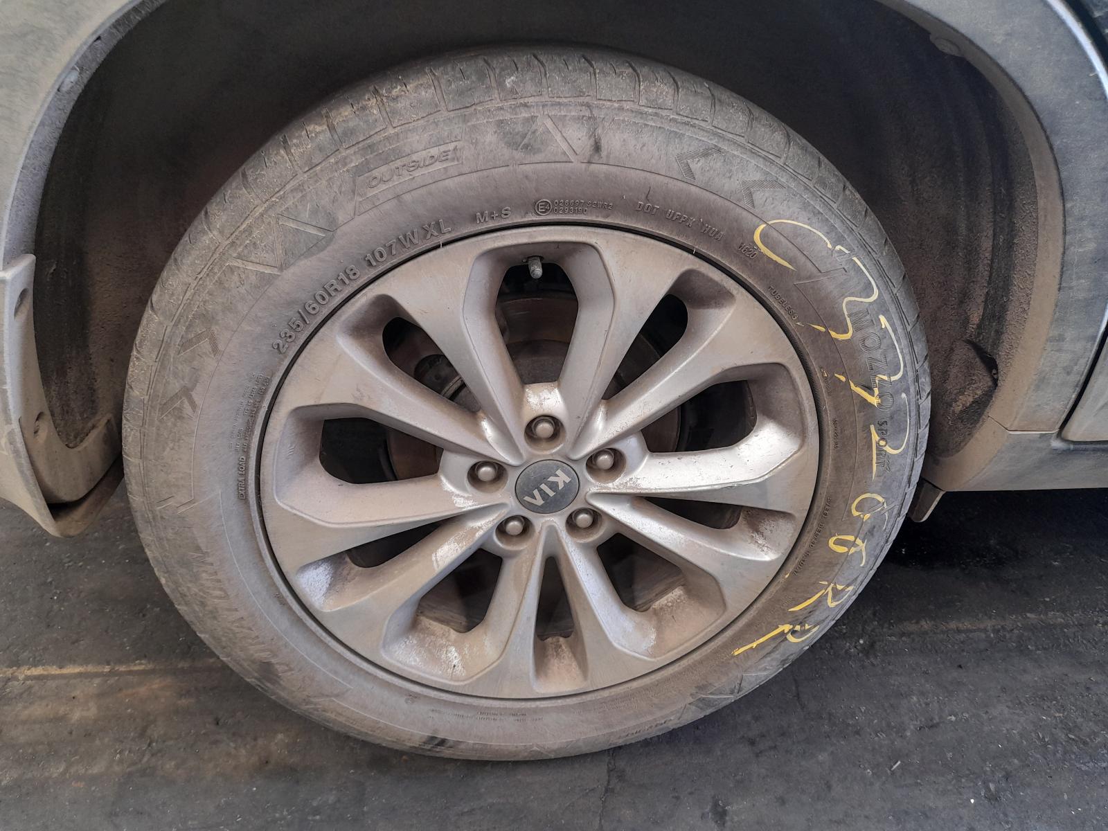 View Auto part Left Front Strut Kia Sorento 2012
