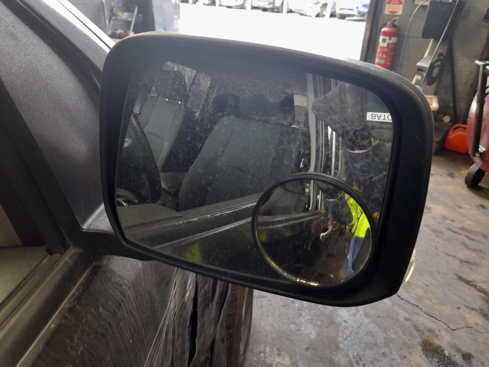 View Auto part Ecu Nissan Navara 2008